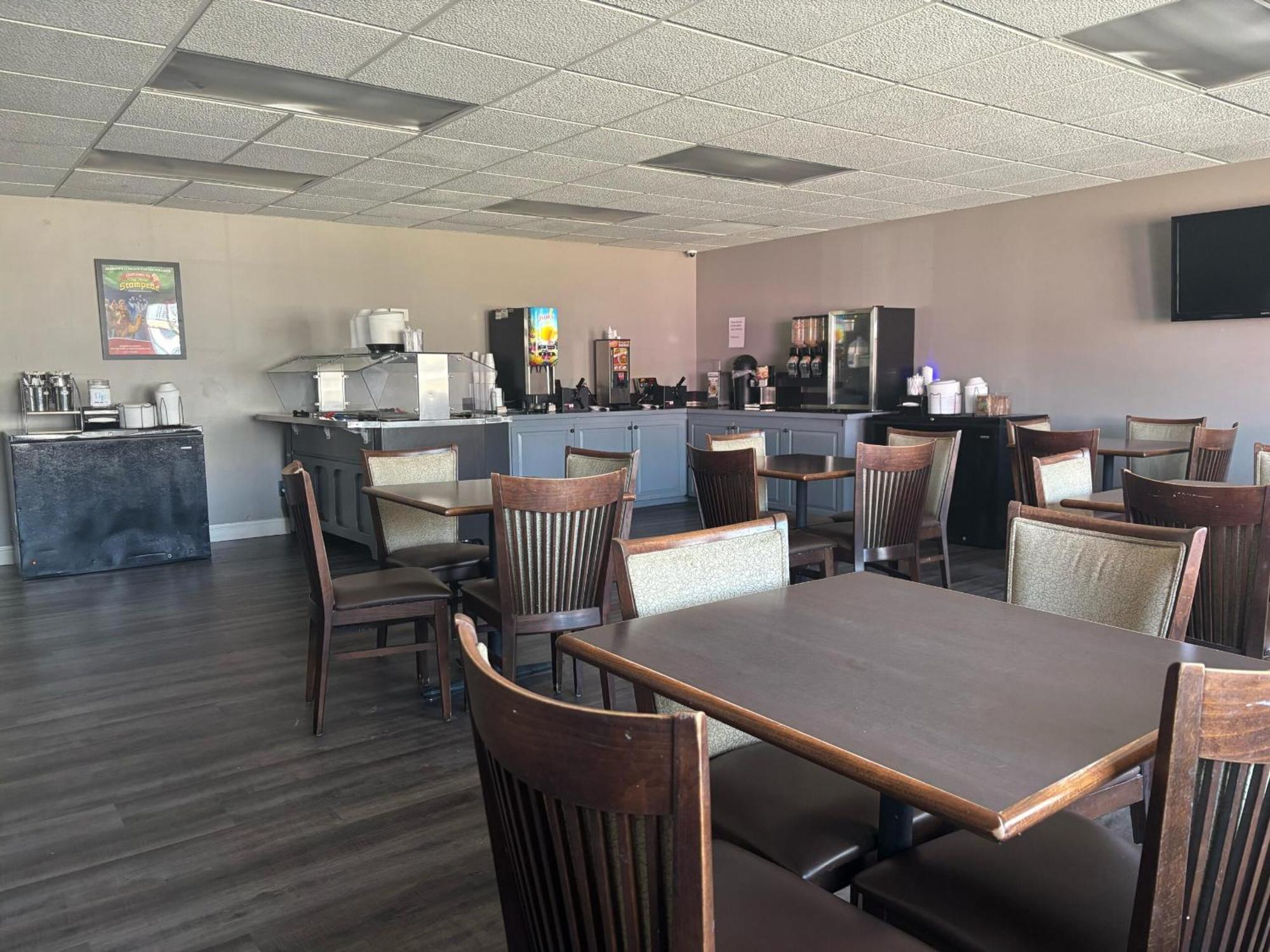 Angel Inn Near Imax, A Travelodge By Wyndham Branson Ngoại thất bức ảnh