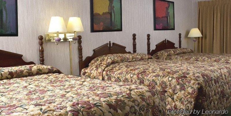 Angel Inn Near Imax, A Travelodge By Wyndham Branson Phòng bức ảnh