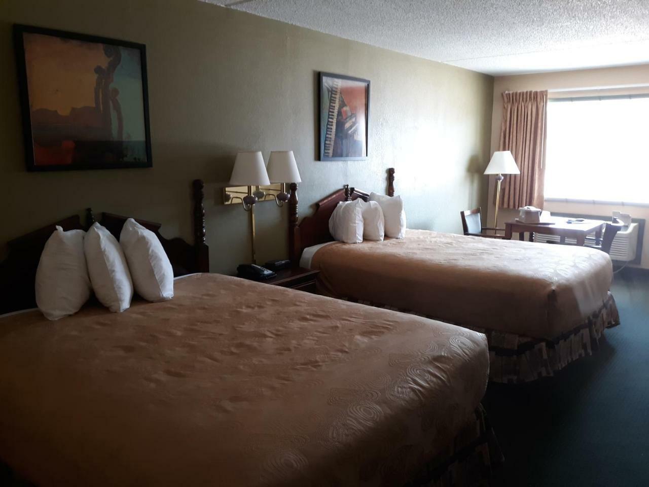 Angel Inn Near Imax, A Travelodge By Wyndham Branson Ngoại thất bức ảnh