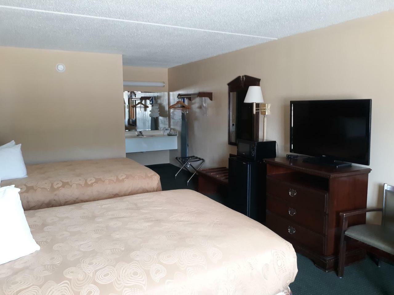Angel Inn Near Imax, A Travelodge By Wyndham Branson Ngoại thất bức ảnh