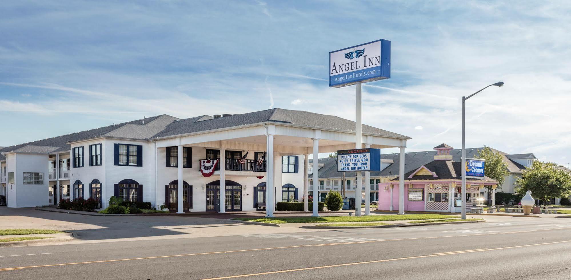Angel Inn Near Imax, A Travelodge By Wyndham Branson Ngoại thất bức ảnh