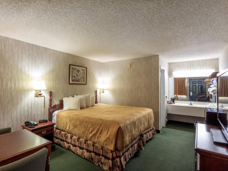 Angel Inn Near Imax, A Travelodge By Wyndham Branson Ngoại thất bức ảnh